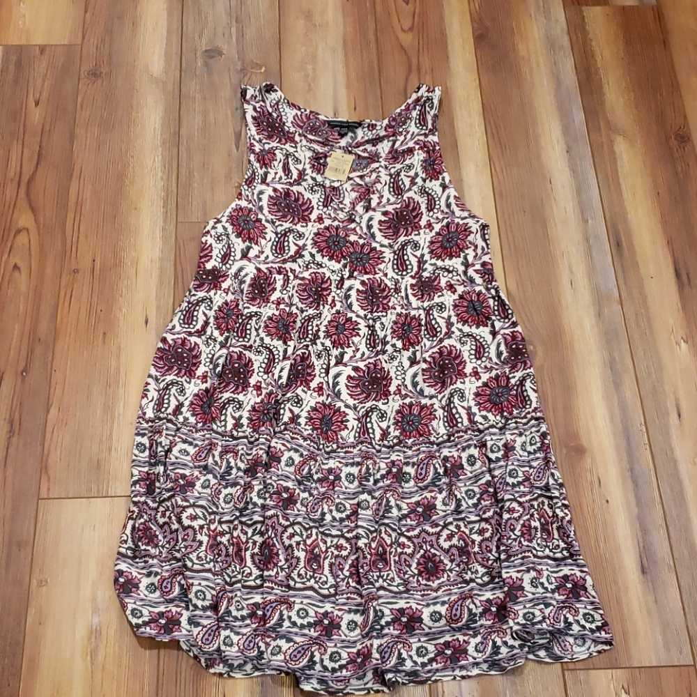 New American Eagle sz medium